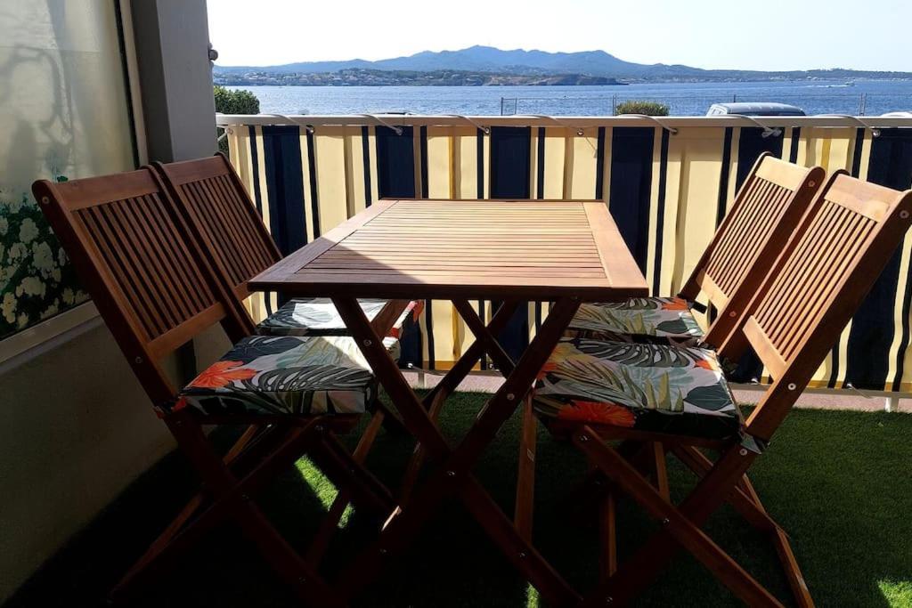Front De Mer - Emplacement Prise Au Calme - T2 Moderne Et Entierement Climatise - Tout A Pieds Sanary-sur-Mer Exterior foto